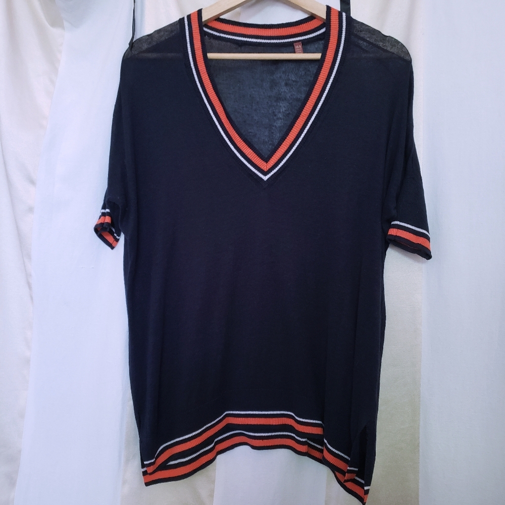 Oversized Knit Linen V-neck Top